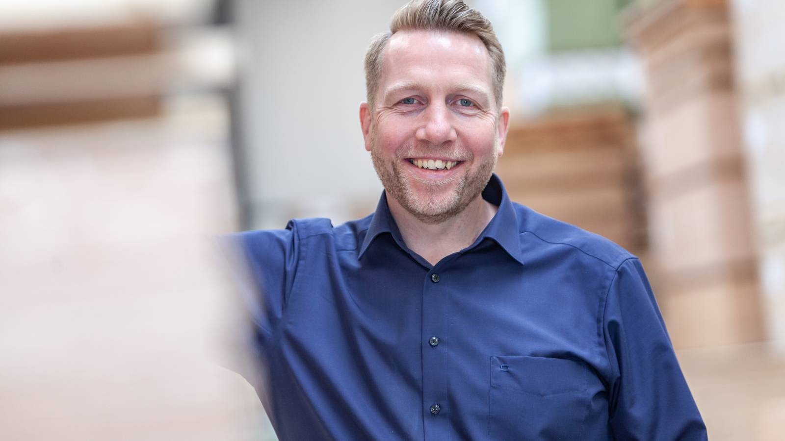 Sven Bauhaus: Spezialist für Holzwerkstoffe