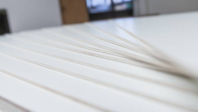 HPL Verbundelemente High-Pressure-Laminate: kompakt – feuchtigkeitsresistent – leicht. Wählen Sie aus der gesamten Vielfalt.